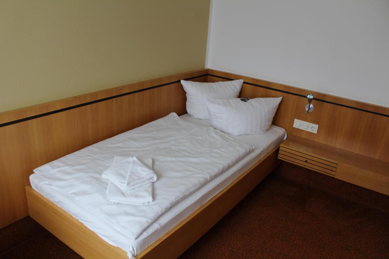 Hotel Rennsteig Masserberg Buitenkant foto